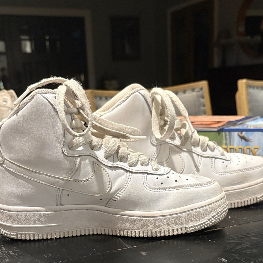 Nike high top White Sneakers